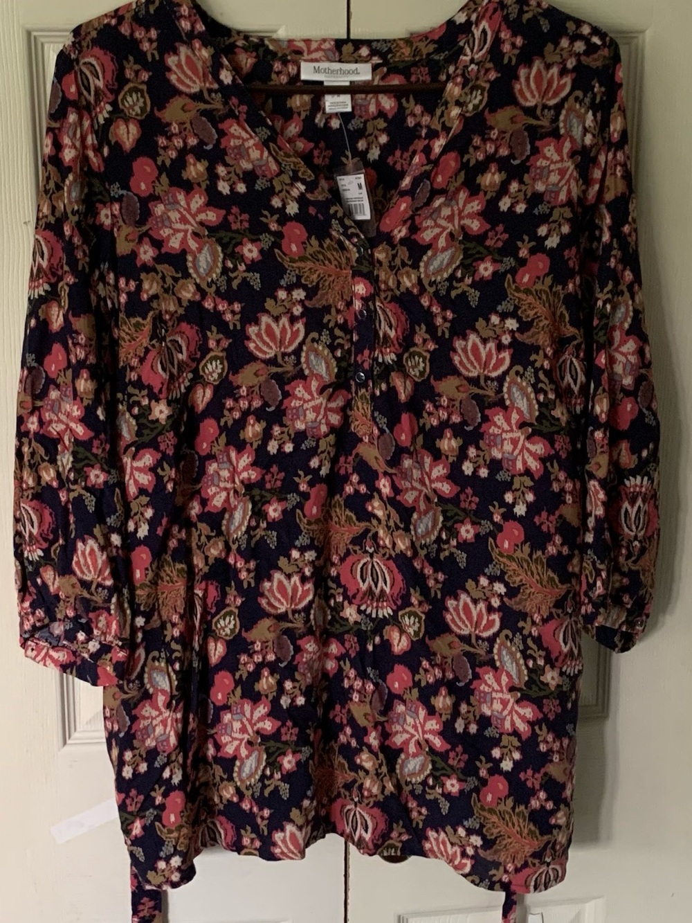 NWT Motherhood Navy and Pink lightweight Floral Blouse 100% Rayon